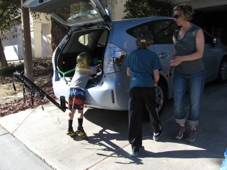 Cully and the boys load the car to travel back to LA
